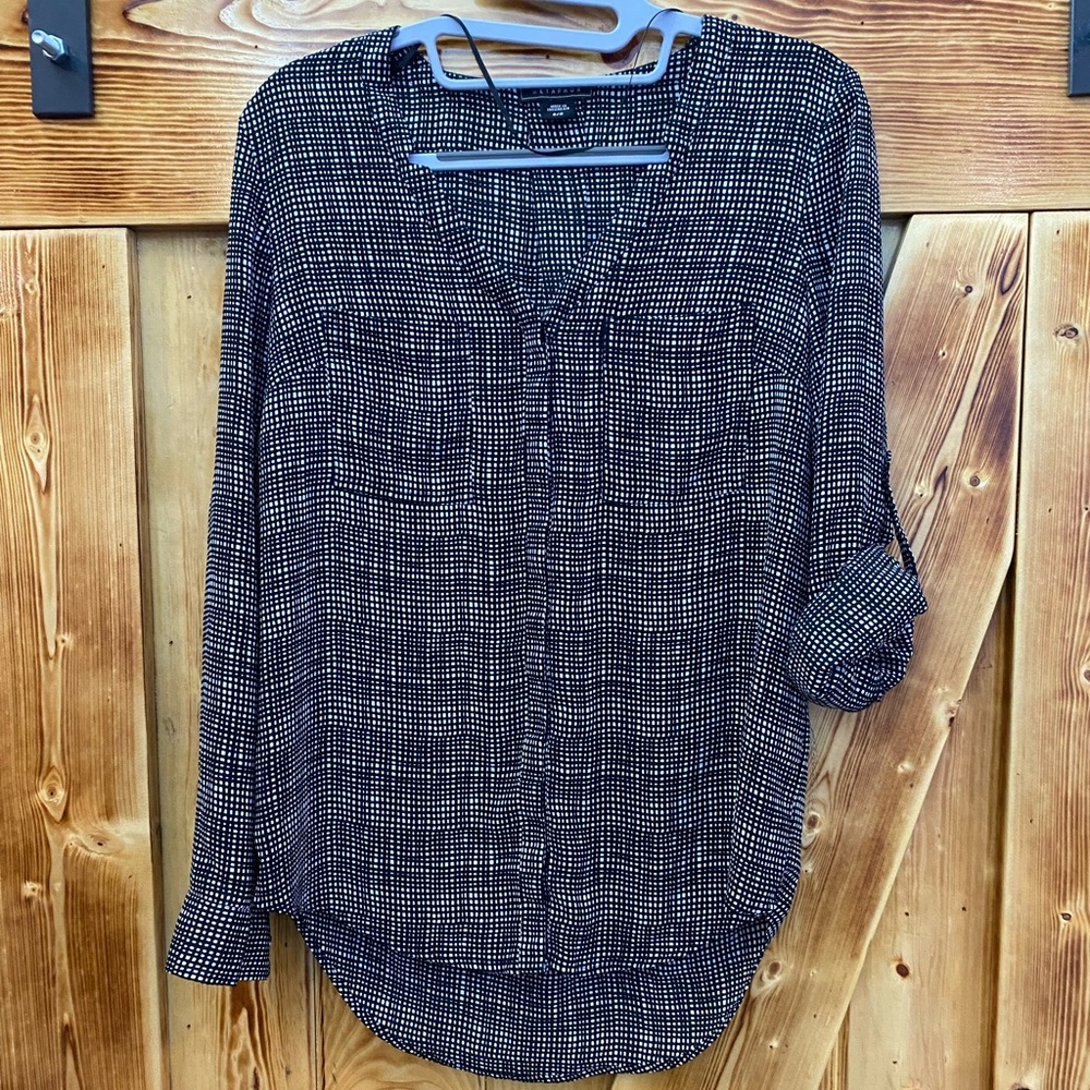 Metaphor black and white speckled blouse size S